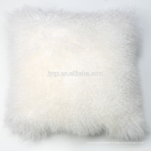 Coussin mongol en peau de mouton